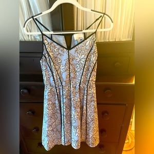 Greylin blue dress with white flowers size small like new